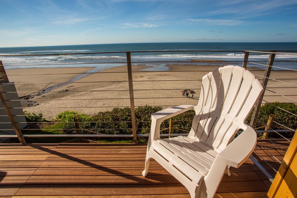 Pelican Shores Inn Lincoln City Exterior photo