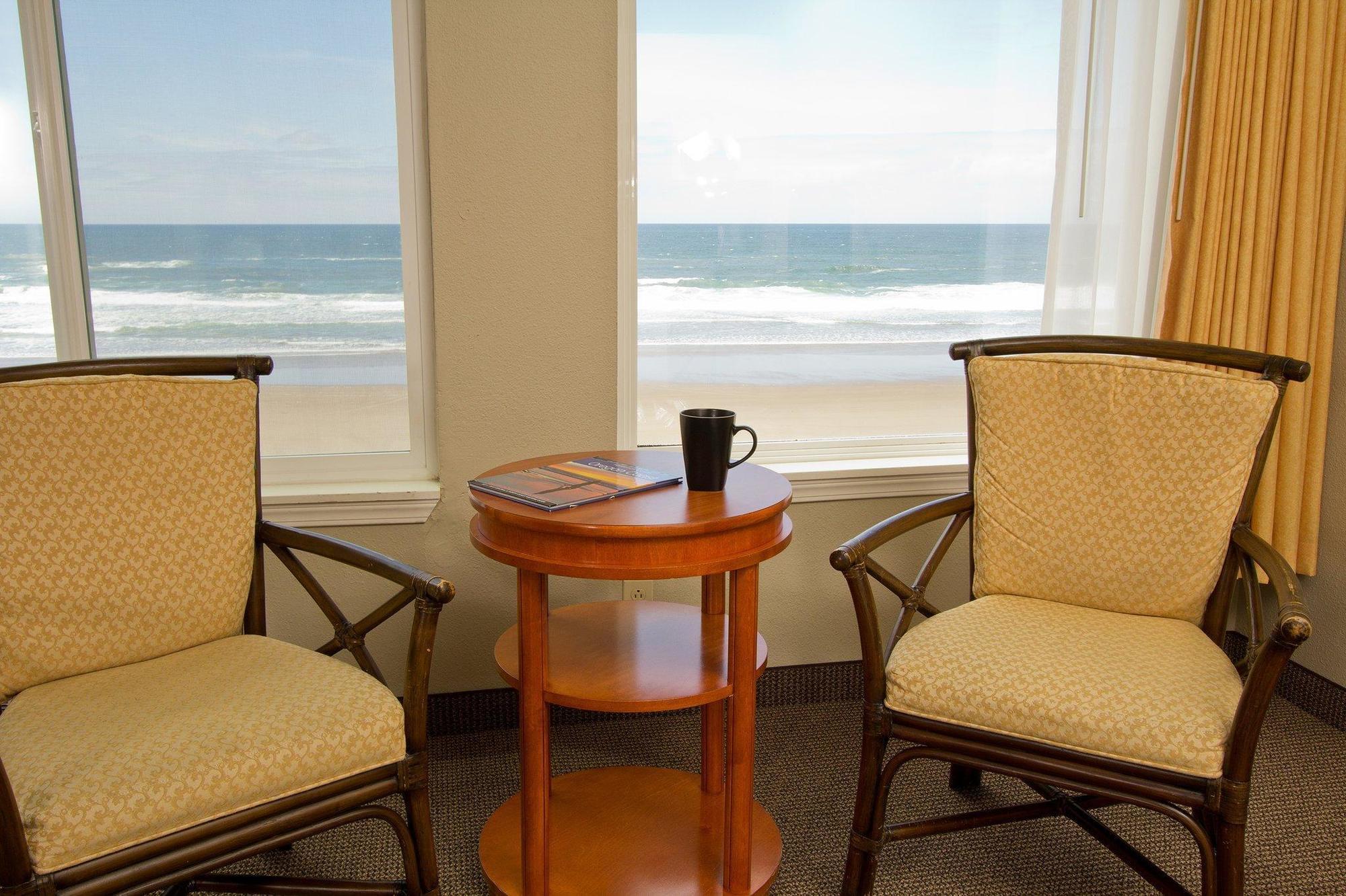 Pelican Shores Inn Lincoln City Exterior photo